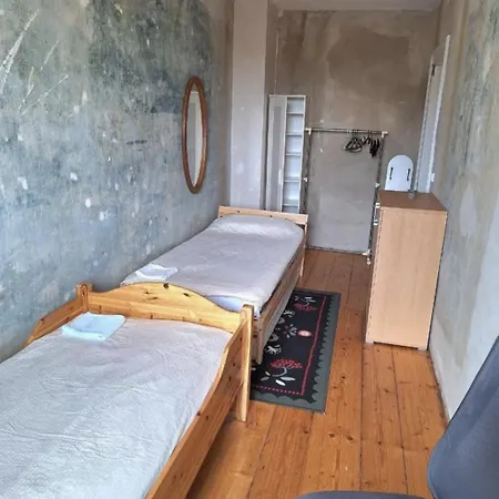 Δωμάτια σε οικογενειακή κατοικία Ruhiges Mit Altbau-charme