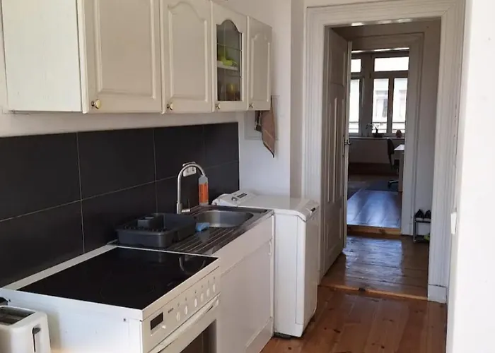 Ruhiges Mit Altbau-charme